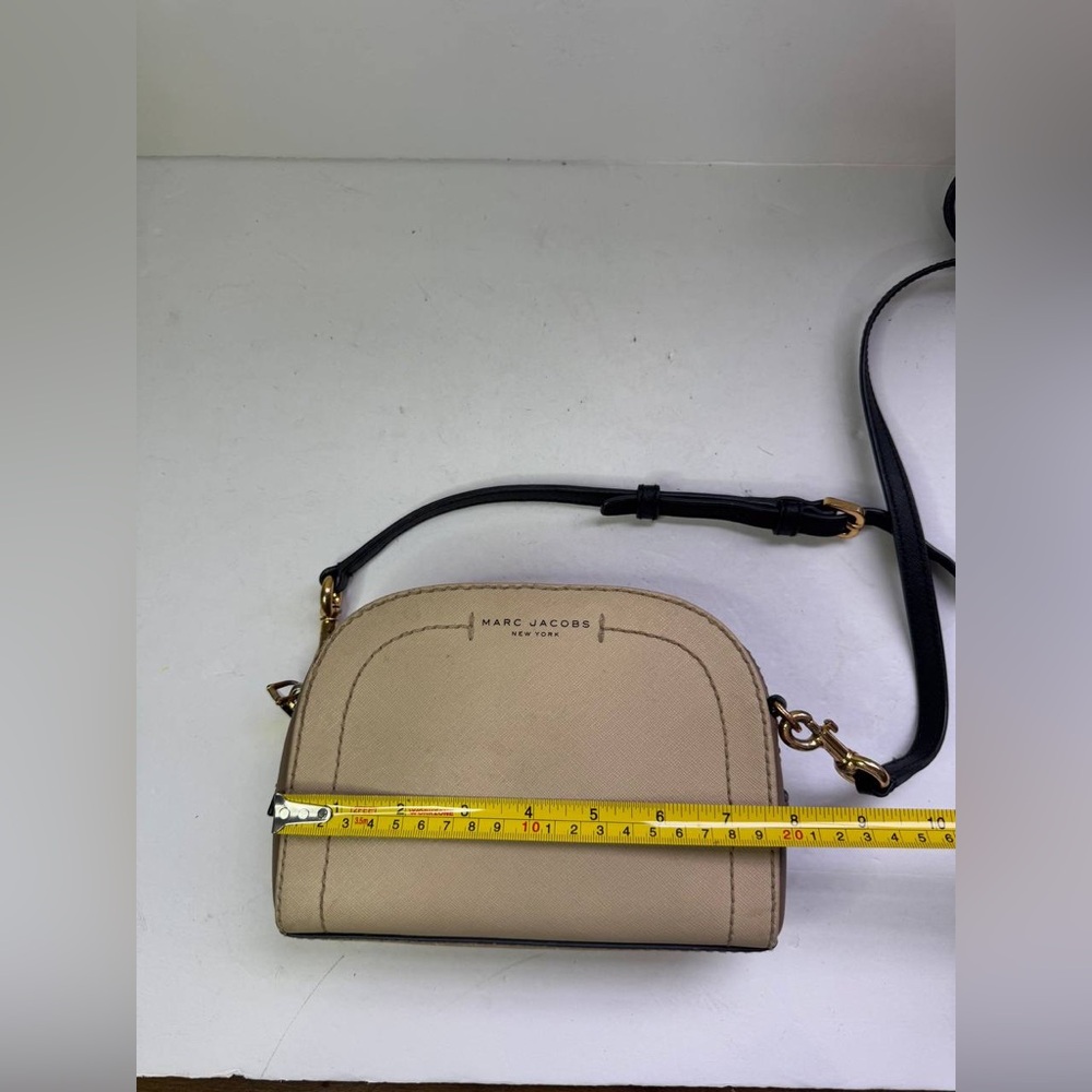 Marc Jacobs Beige Leather Playback Crossbody Bag - Picture 10 of 14